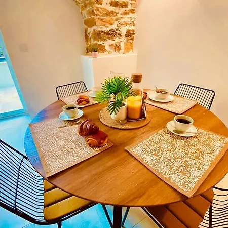 Holiday home Terra Nostra - Townhouse - Swimming Pool Nimes