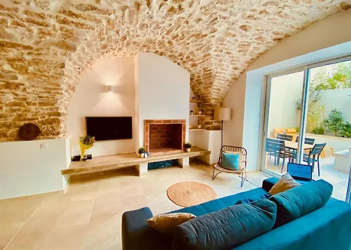 Terra Nostra - Townhouse - Swimming Pool Ferienhaus Nîmes